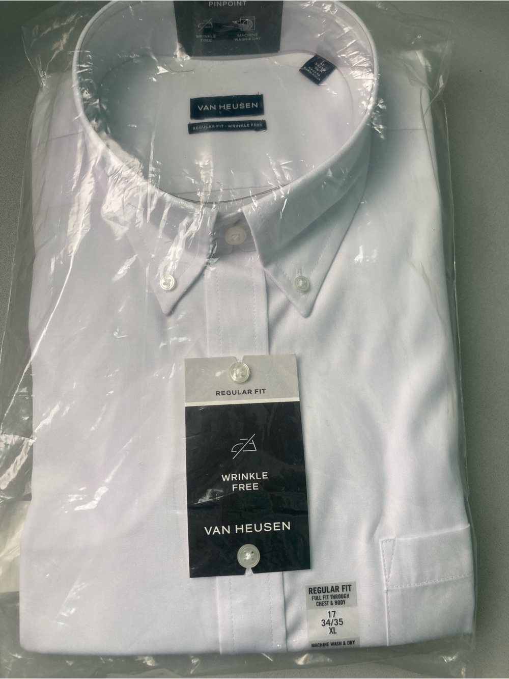 Van Heusen Men’s White Regular Fit Dress button down Shirt size XL 34/35 new
